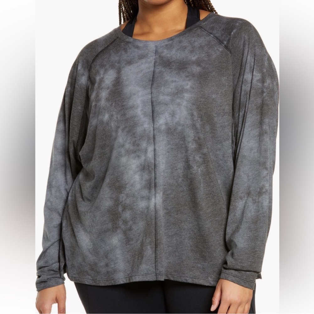 Zella Expression Tie Dye Long Sleeve Top Gray